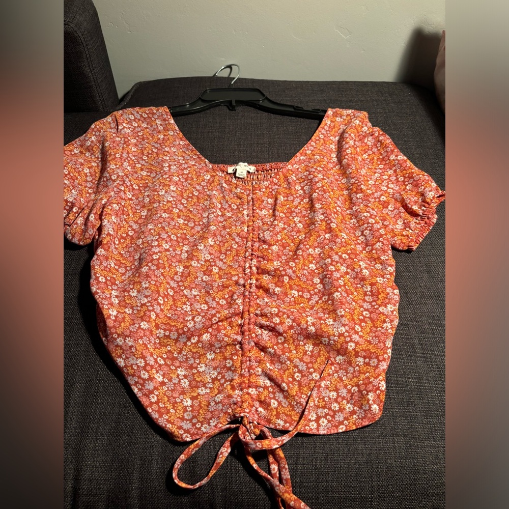 Floral Cropped blouse